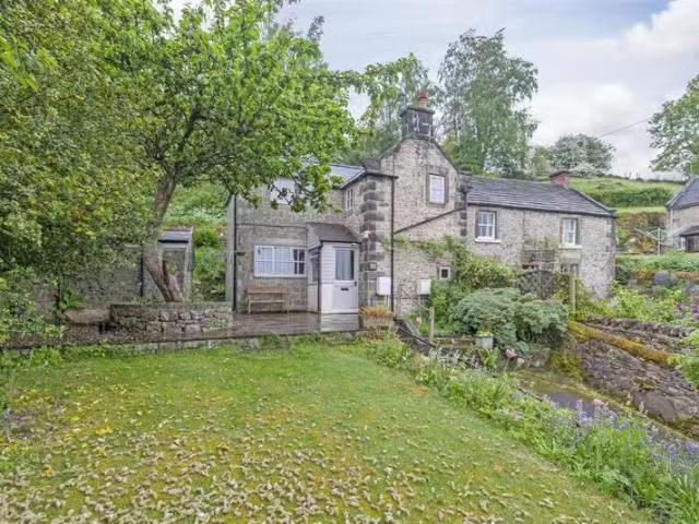 Cheap 1 BA 2 bedroom cottage for rent in North View, Winster.