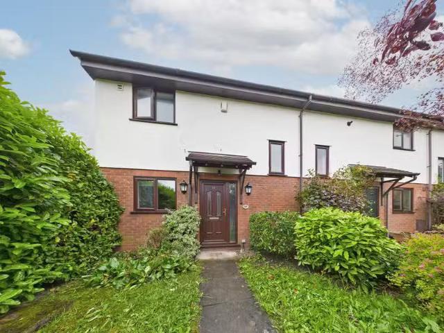 Nice 1 BA 2 bedroom end of terrace house for rent in Pipers Co.