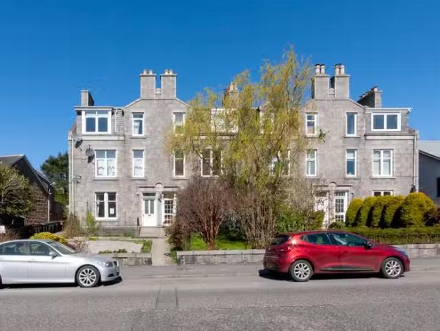 New 1 BA 2 bedroom flat for rent in North Deeside Road, Peterc.