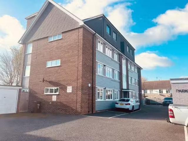 Just in! 1 BA 2 bedroom flat for rent in Jubilee Avenue, Rusti.