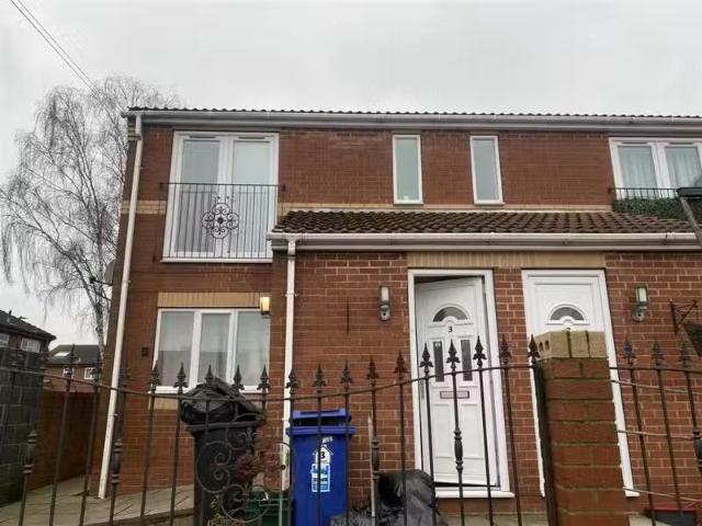For Rent! 1 BA 2 bedroom flat for rent in 3 Marshland Road, Mo.