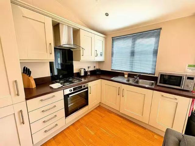 Unique 1 BA 2 bedroom lodge for rent in Golden Cross, Golden C.