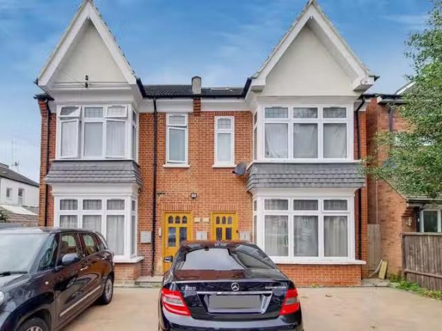 Deal! 1 BA 2 bedroom maisonette for rent in Salisbury Road, Ha.