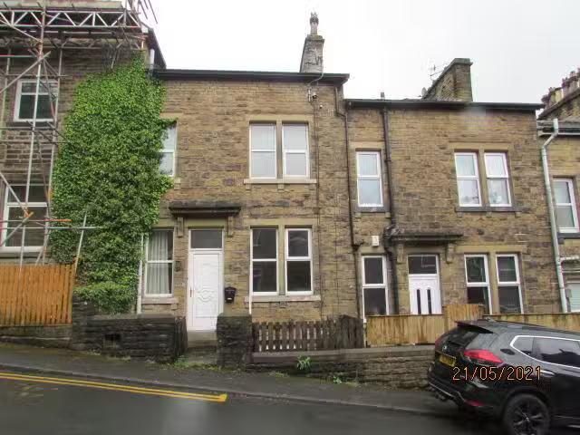Rental! 1 BA 3 bedroom terraced house for rent in Haincliffe R.