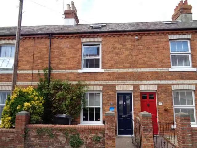 Deal! 1 BA 3 bedroom terraced house for rent in Horsford Stree.