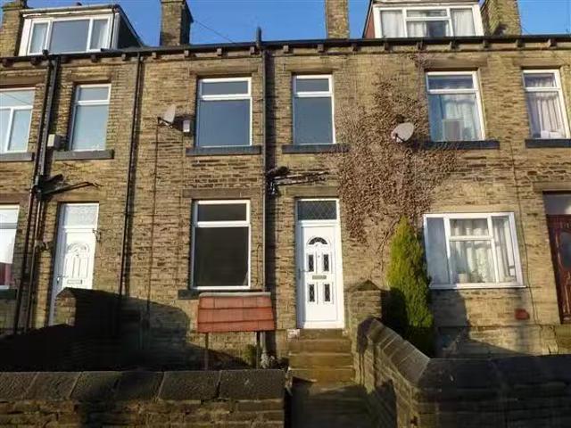 Unique 1 BA 3 bedroom terraced house for rent in Mayfield View.
