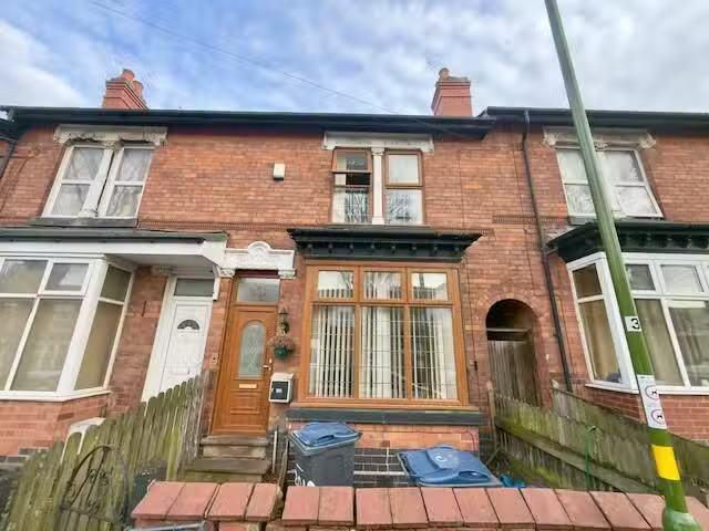 Just in! 1 BA 3 bedroom house for rent in Geraldine Road, Yard.