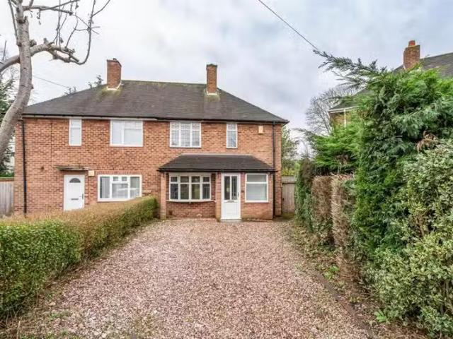 Deal! 1 BA 3 bedroom semi detached house for rent in Barford R.