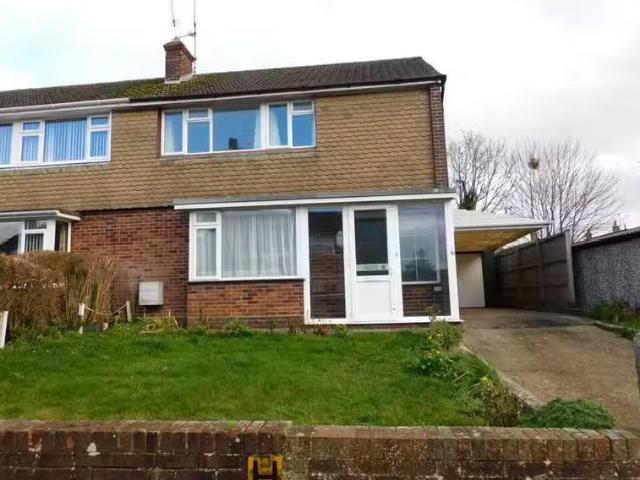 Nice 1 BA 3 bedroom semi detached house for rent in Springfiel.