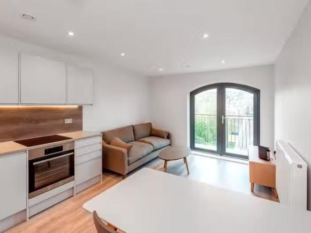 Just in! 1 bedroom apartment for rent in Roseberry Road, Bath.