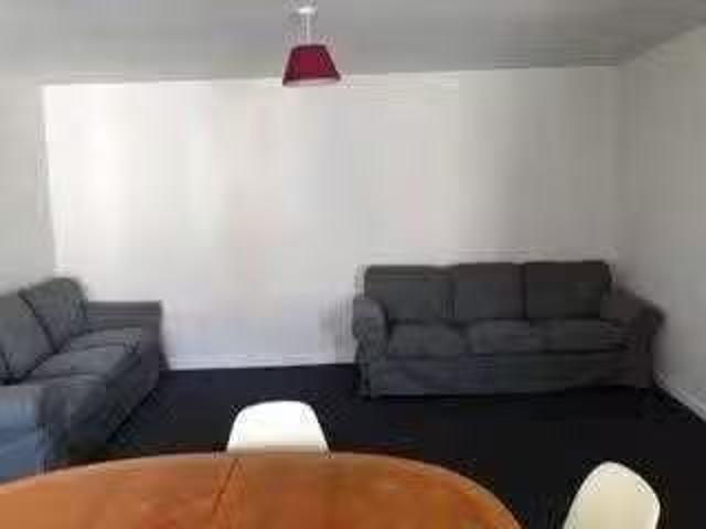 Rental! 1 bedroom apartment for rent in Tailors Court, City Ce.