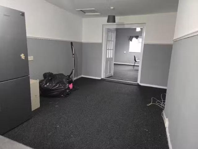 For Rent! 1 bedroom flat for rent in Walsall Street, West Brom.