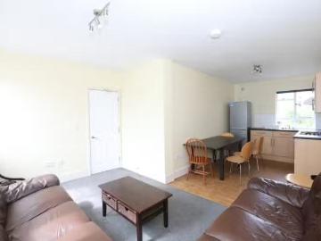 Deal! 1 bedroom flat for rent in Carlton House, Bristol, CARL.