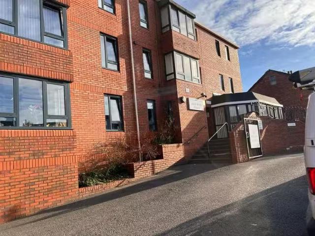 Unique 1 bedroom flat for rent in Chatsworth Road, Birkenhead.