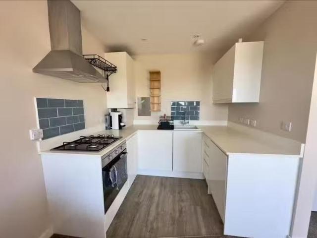 Unique 1 bedroom flat for rent in South Coast Road, Peacehaven.