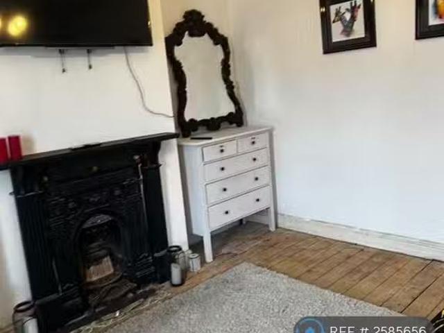 Cheap 1 bedroom house share for rent in Cheyney Road, Chester.