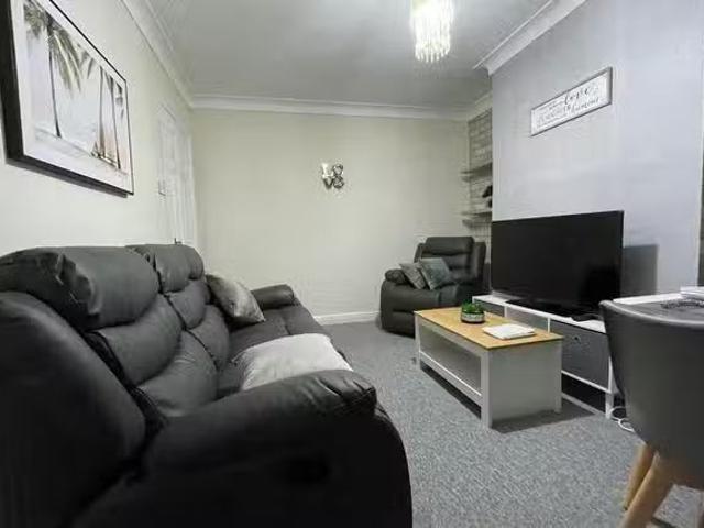 Rental! 1 BR Barkly Road, Leeds