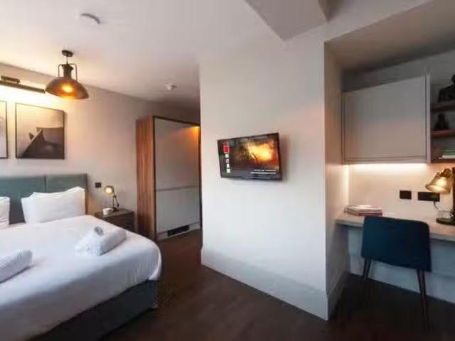 Nice 1 BR Havelock Road
