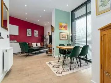 Cheap 1 BR Homerton Road, London