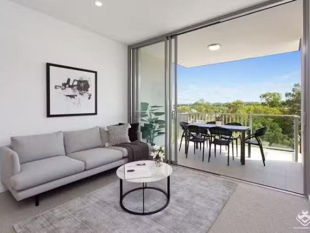 Rental! 1 BR L3/54 Lincoln Street, Greenslopes, QLD 4120