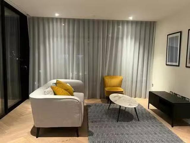 For Rent! 1 BR Principal Square, London