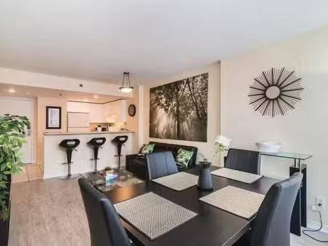 Unique 1 BR Rue Saint Dominique