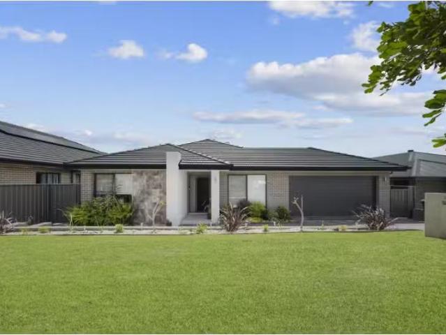 Cheap 1 BR Room 3/25 Dairyman Drive, RAYMOND TERRACE Property.
