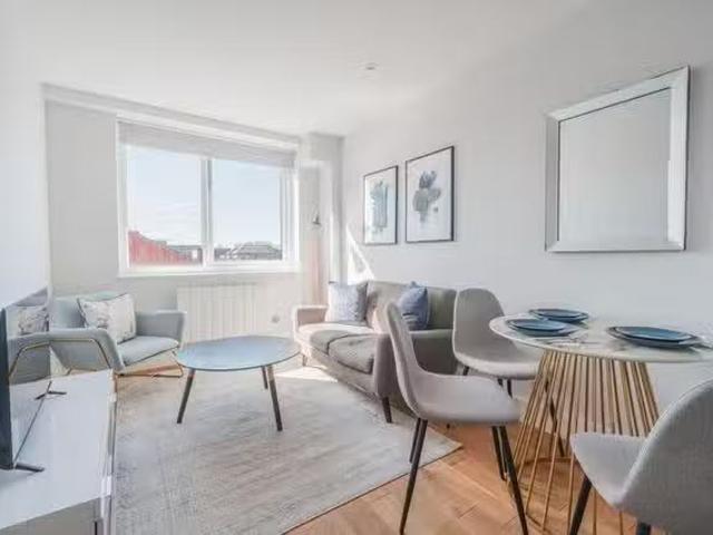 Deal! 1 BR Southampton Road