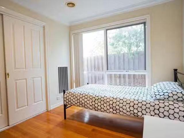 For Rent! 1 BR Twin Room with Kitchen & Bathroom