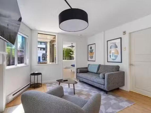 Charming 1 BR West 11th Avenue