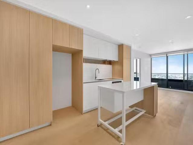 Deal! 1 BR 1419/40 Hall Street, Moonee Ponds, VIC 3039