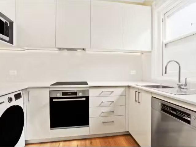 Cheap 1 BR 17/530 New South Head Road, Double Bay Apartment fo.