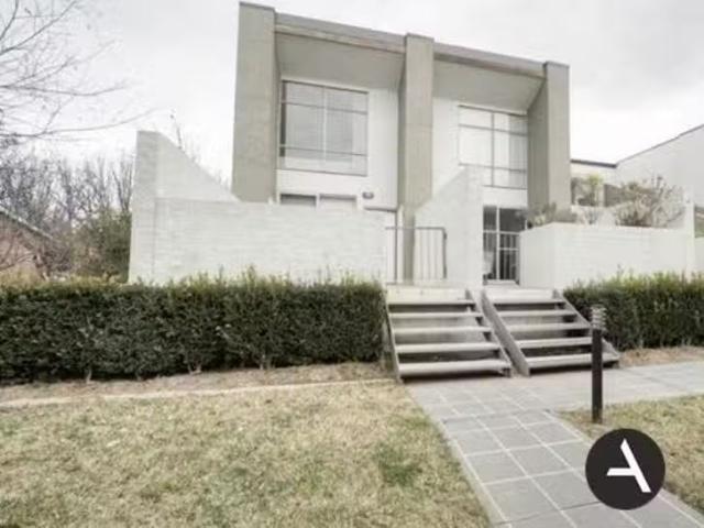 Unique 1 BR 10/20 Ijong Street, Braddon, ACT 2612