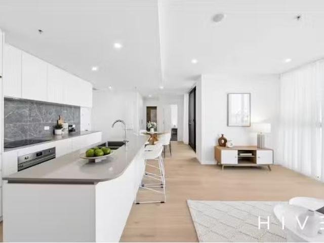 Just in! 1 BR 103/1 Brewer Street, Phillip Apartment for rent.