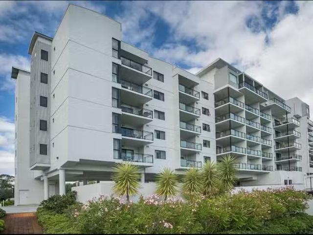 Charming 1 BR 106/150 Great Eastern Highway, Ascot, WA 6104