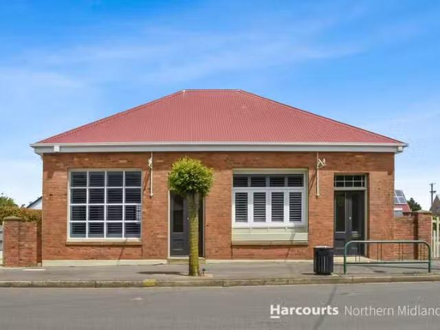 Cozy 1 BR 10 Russell Street, EVANDALE, TAS 7212 House for Rent
