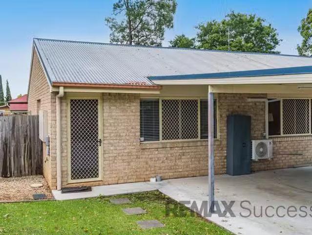 Unique 1 BR 1/1A Fanny Street, Newtown, QLD 4350