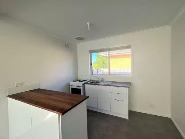 New 1 BR 1/229 Anakie Road, Bell Post Hill, VIC 3215 Unit fo.