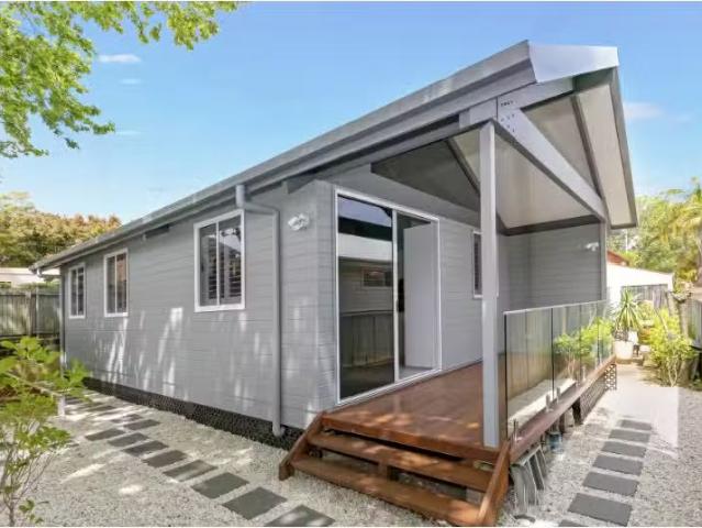 Cheap 1 BR 12a Sterland Avenue, NORTH MANLY Apartment for rent.