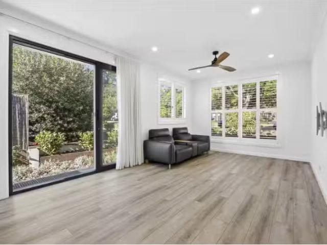Rental! 1 BR 1/30 Cooyong Road, Terrey Hills Apartment for ren.