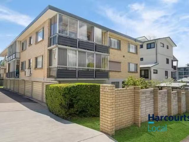 For Rent! 1 BR 2/79 Jephson Street, TOOWONG, QLD 4066 Unit f.