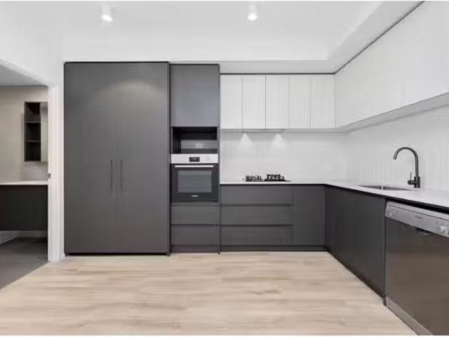 Cozy 1 BR 2805/6 Penaluna Place, Adelaide Apartment for rent.
