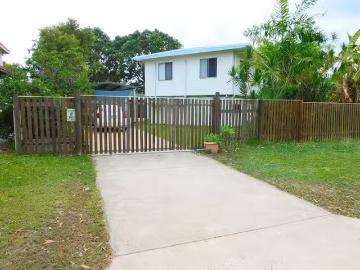 Deal! 1 BR 3B Kalinya Court, Cranbrook, QLD 4814