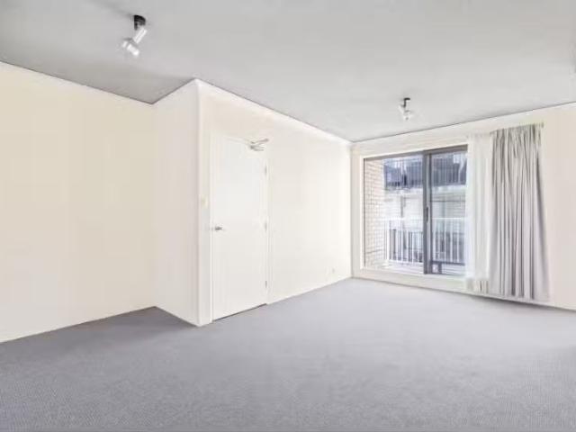 New 1 BR 44/7 11 Stewart Street, GLEBE Apartment for rent Lis.