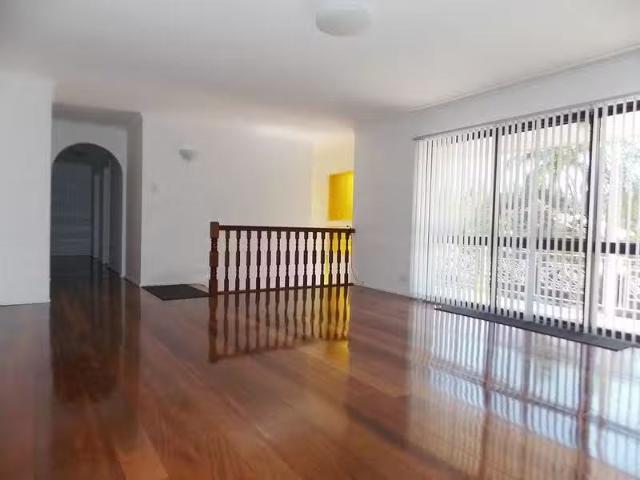 For Rent! 1 BR 4/7 Metropole Street, ROBERTSON, QLD 4109 Hou.
