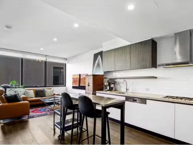 For Rent! 1 BR 405/6 Cowper Street, Glebe Apartment for rent.