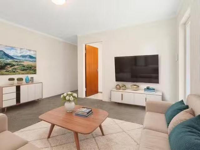 Rental! 1 BR 4/3 Western Crescent, Gladesville, NSW 2111