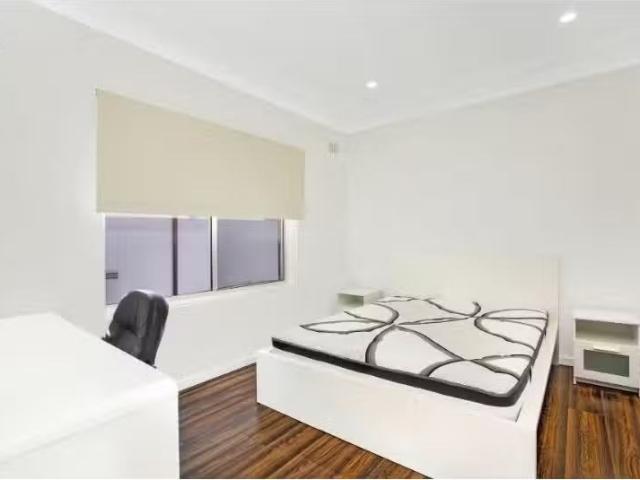 Charming 1 BR 563 Old South Head Road, Rose Bay Apartment for.