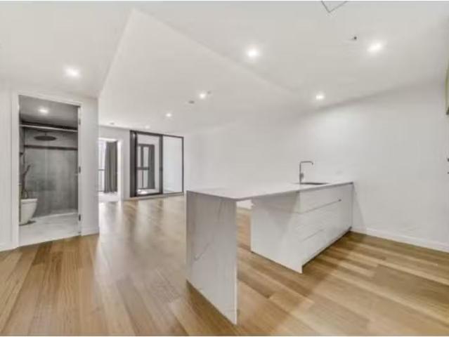 Rental! 1 BR 527/45 Ainslie Avenue, Braddon Apartment for rent.