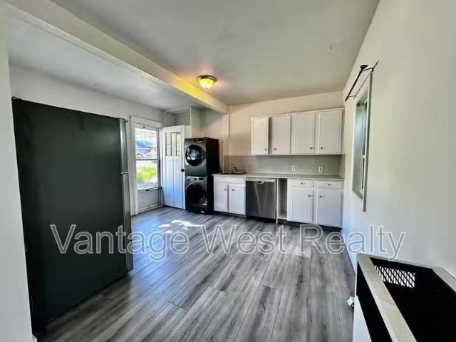 Cozy 1 BR 60611345 1285 Latta Rd